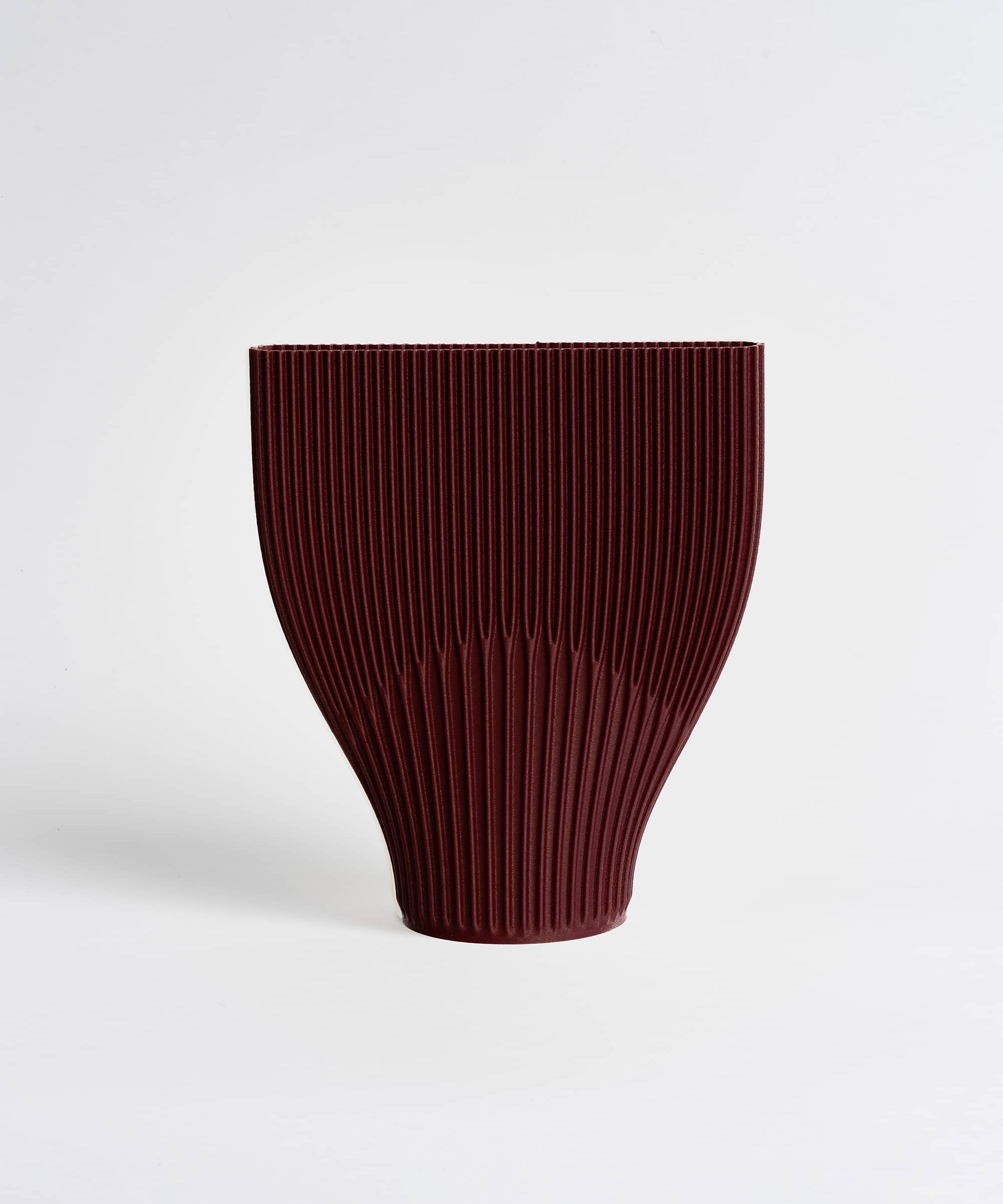 Cyrc-fluke-vase-baccara-01.jpg