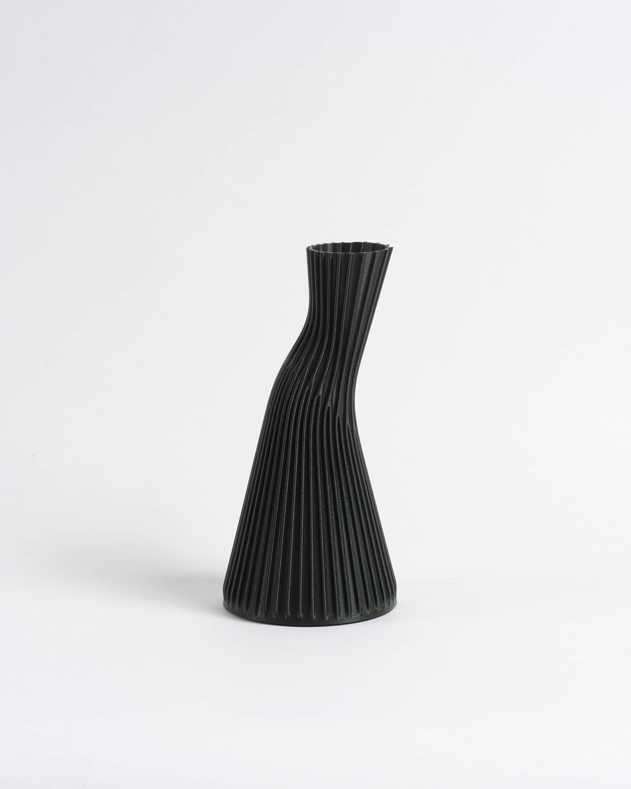IRIS VASE L｜北欧デンマーク インテリアブランドの通販サイト