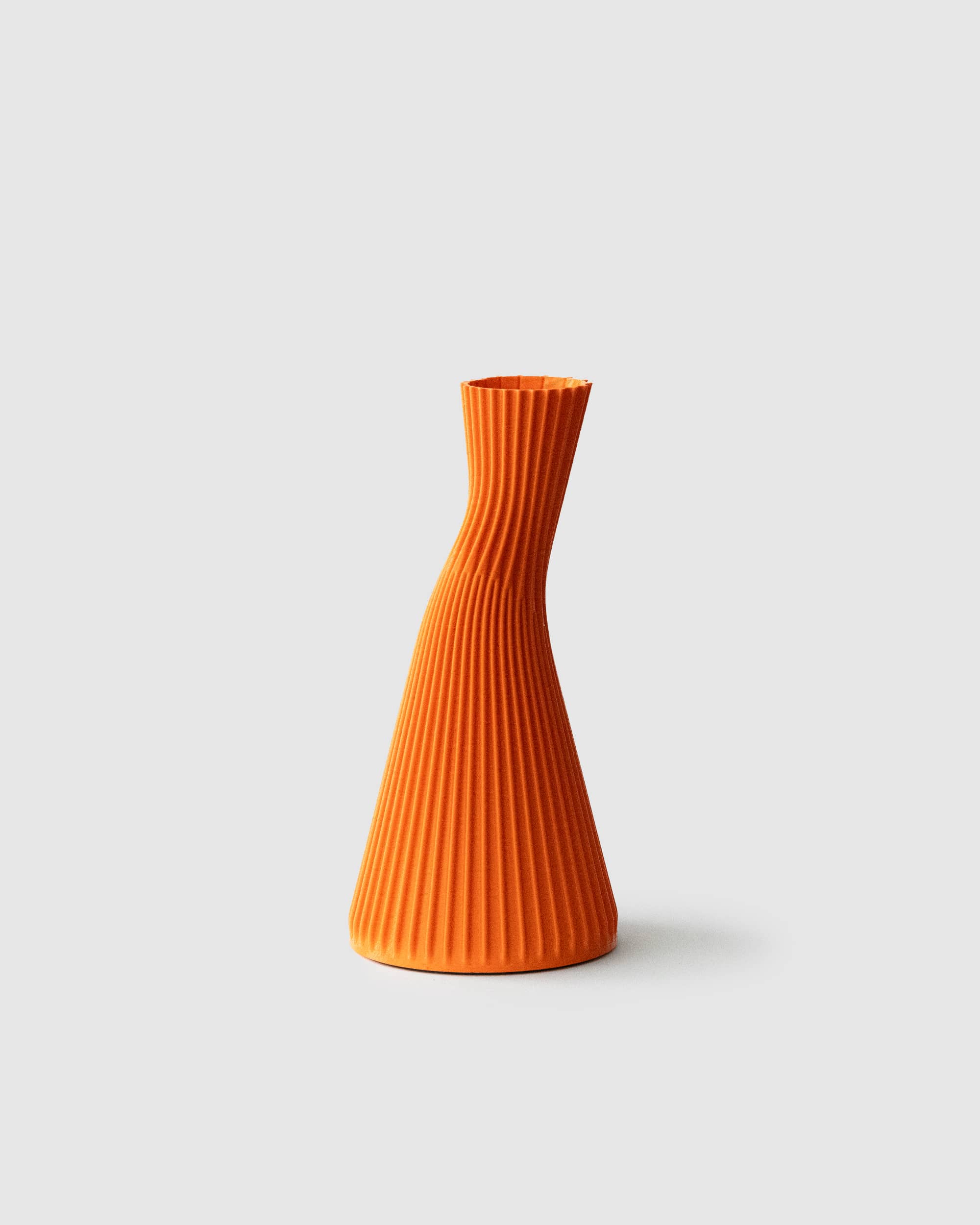 Cyrc. Orange conan vase