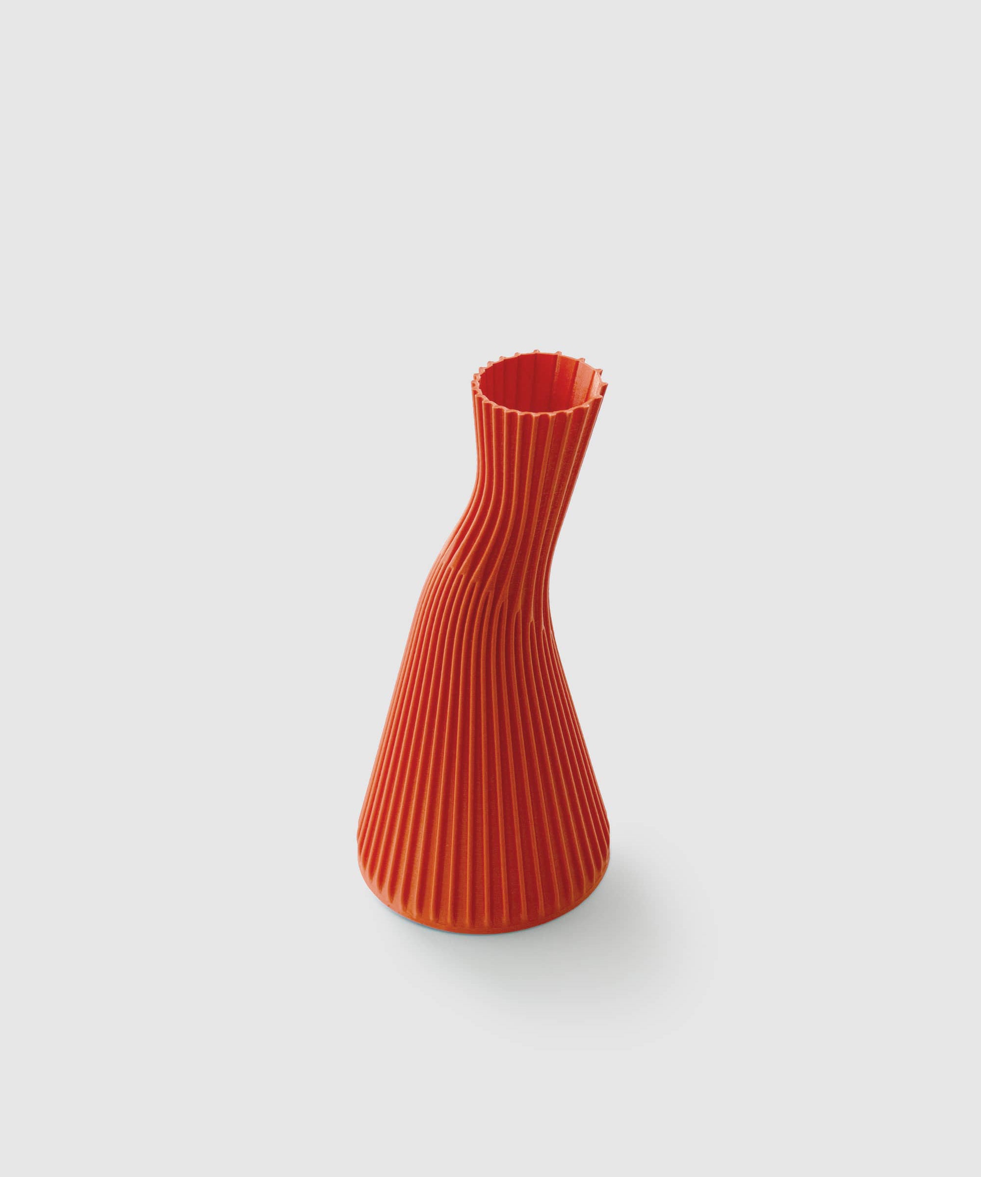 Cyrc. Orange conan vase - angle