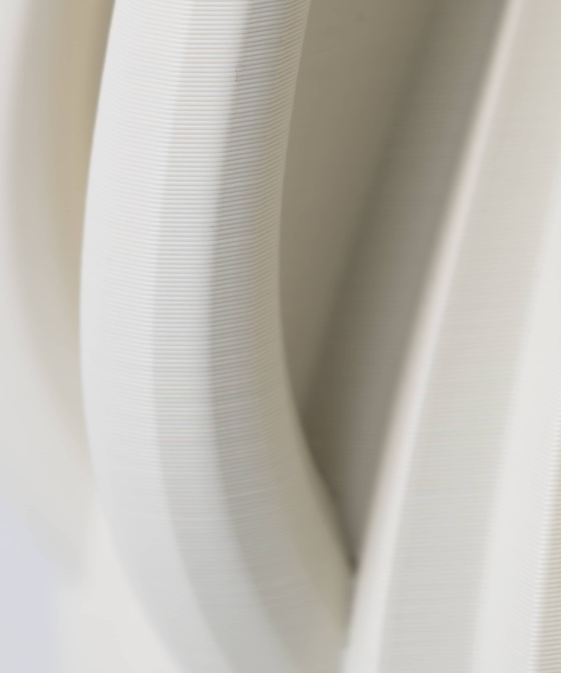 cyrc-absalon-zoom-eggshell.jpg