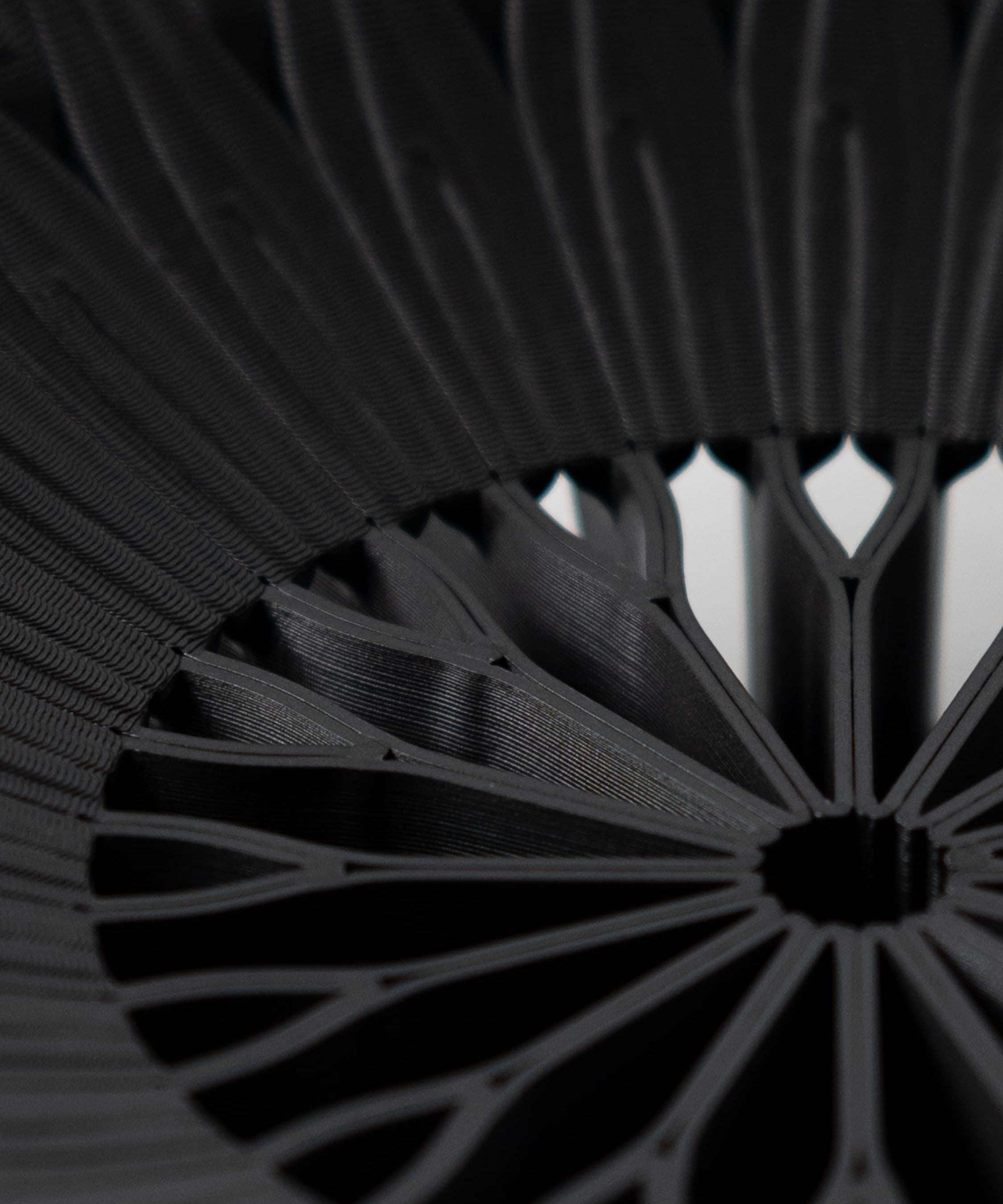 cyrc-radiant-zoom-black.jpg