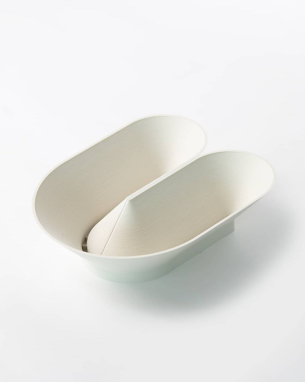 Angle view of 3D printed U Bowl texture in white eggshell