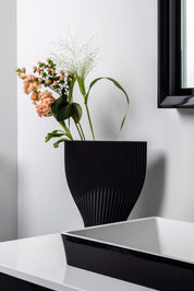 Vase noir Fluke - Cyrc décoration intérieure durable